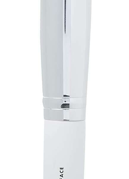 e.l.f. Cosmetics Total Face Makeup Brush for Complete Coverage and a Flawless Finish
